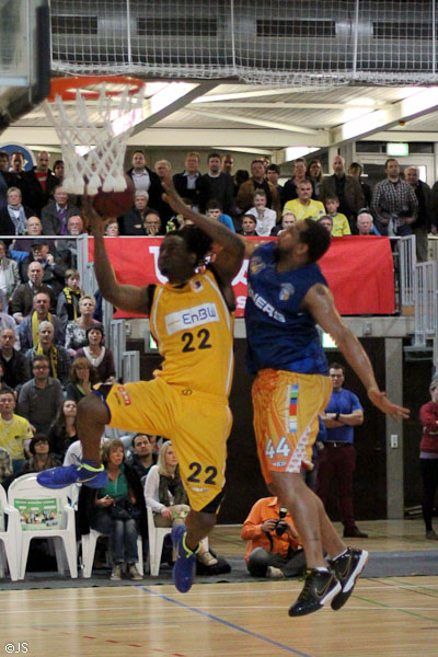 Knights v Duesseldorf_53