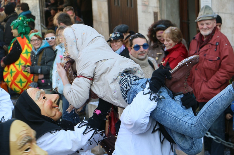 Rosenmontagsumzug in Wiesensteig