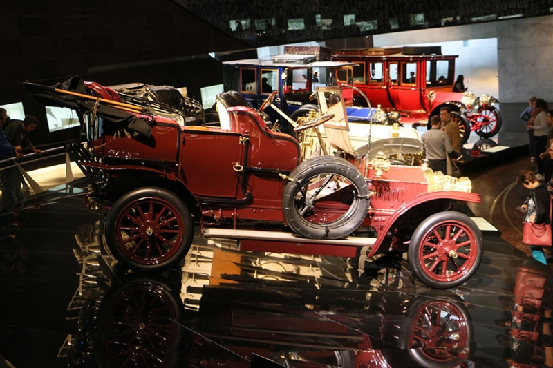 Mercedes Benz Museum_11
