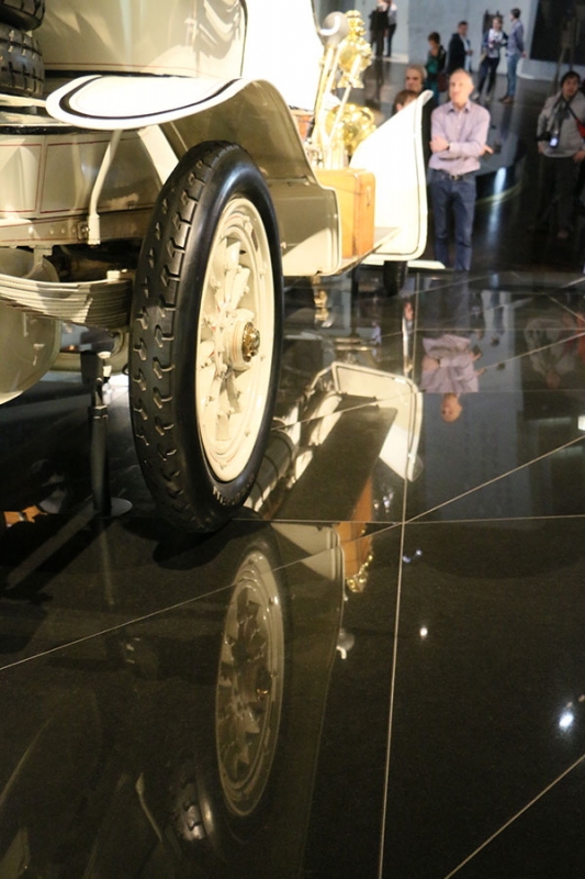 Mercedes Benz Museum_25