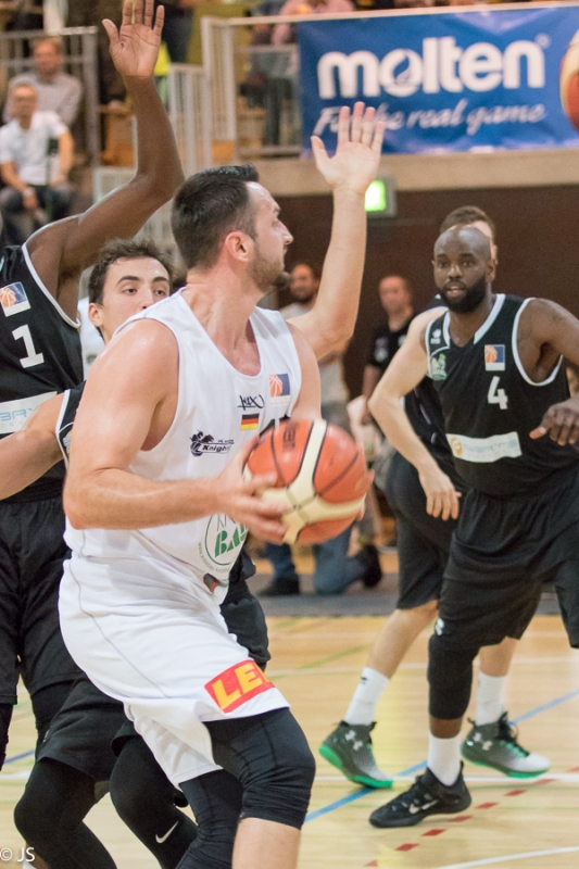 Kirchheim Knights vs Trier 72:87_36