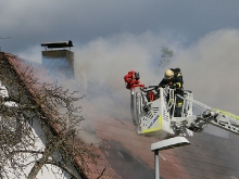 Dachstuhlbrand im Hermann-Löns-Weg