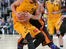 Knight v Chemnitz 87 zu 83