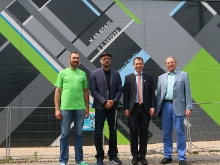 Marc C. Woehrs XXL Fassadenkunstwerk in Wendlingen