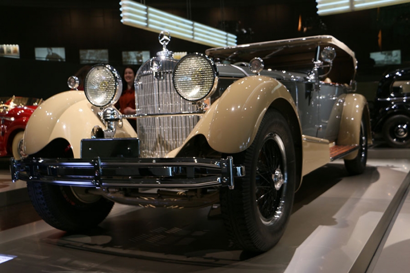 Mercedes Benz Museum_38