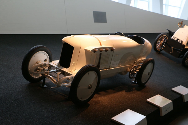 Mercedes Benz Museum_45