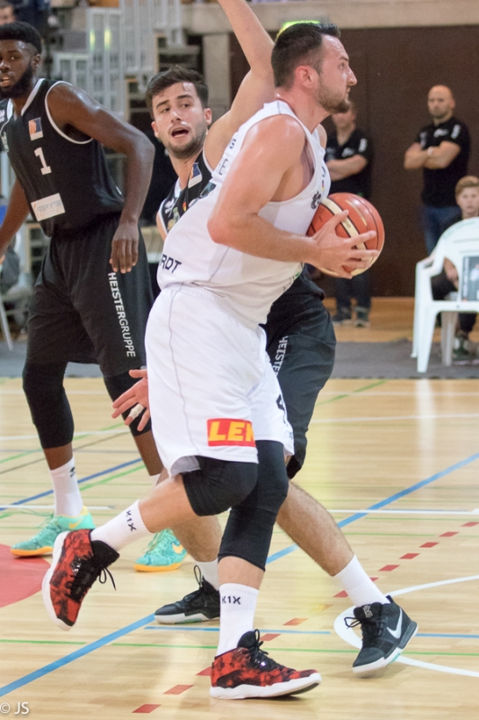 Kirchheim Knights vs Trier 72:87_23