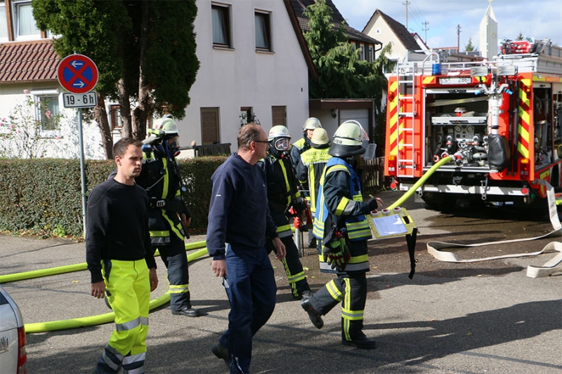 Dachstuhlbrand im Hermann-Löns-Weg 