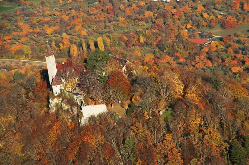 Herbstliche Luftbilder vom Albtrauf