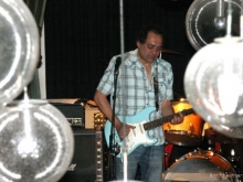 Dannemann plays Clapton