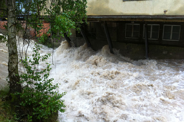 Hochwasser Überschwemmungen in Kirchheim Teck und Lenningen._13