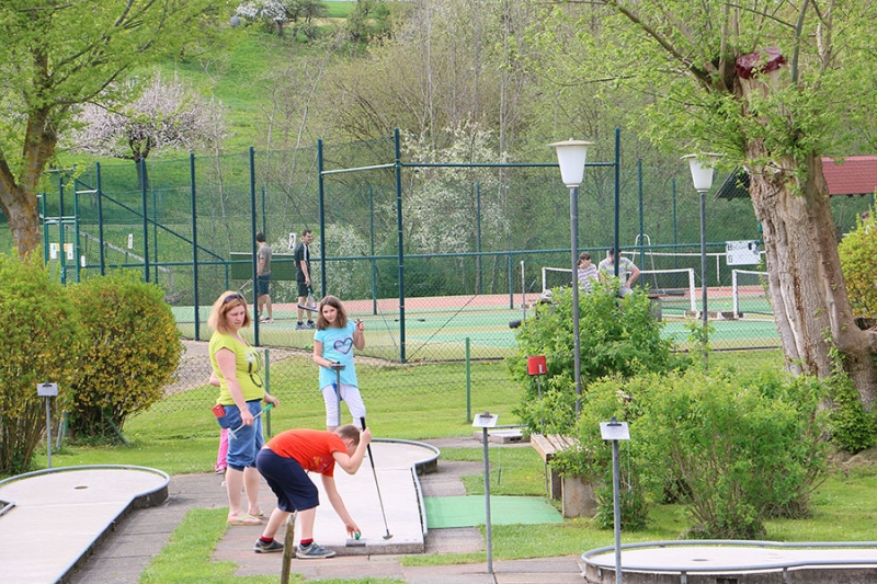 Café Sieder Minigolf, Trick Pin & pit-pat