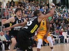 Knights vs. Essen 68:61