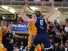 Knights vs. Paderborn 93:90