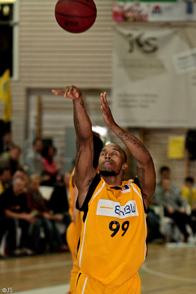 Knights v Essen 105 zu 86_40