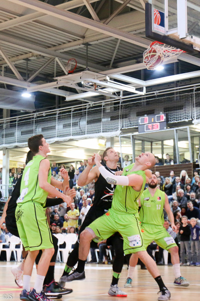 Knights vs. Ehingen 98 zu 74