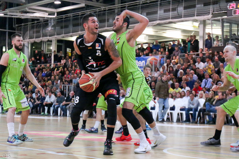 Knights vs. Ehingen 98 zu 74