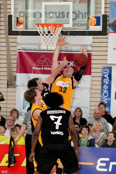 Knights  v Essen 98 zu 88_58