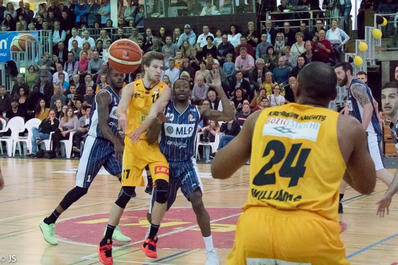 Knights v. Heidelberg 77 zu 66