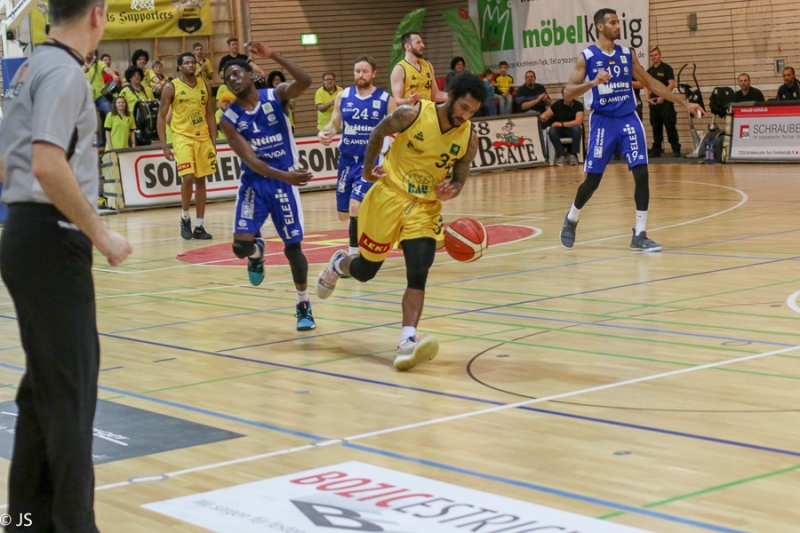 Knights v Schalke 81:76_133