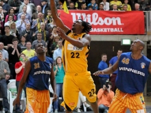 Knights v Duesseldorf_72