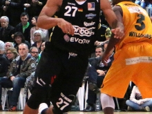 Knights vs. Essen 68:61