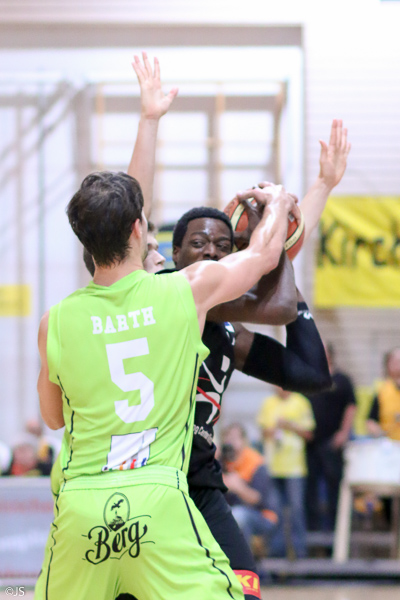 Knights vs. Ehingen 98 zu 74