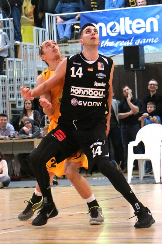 Knights vs. Essen 68:61