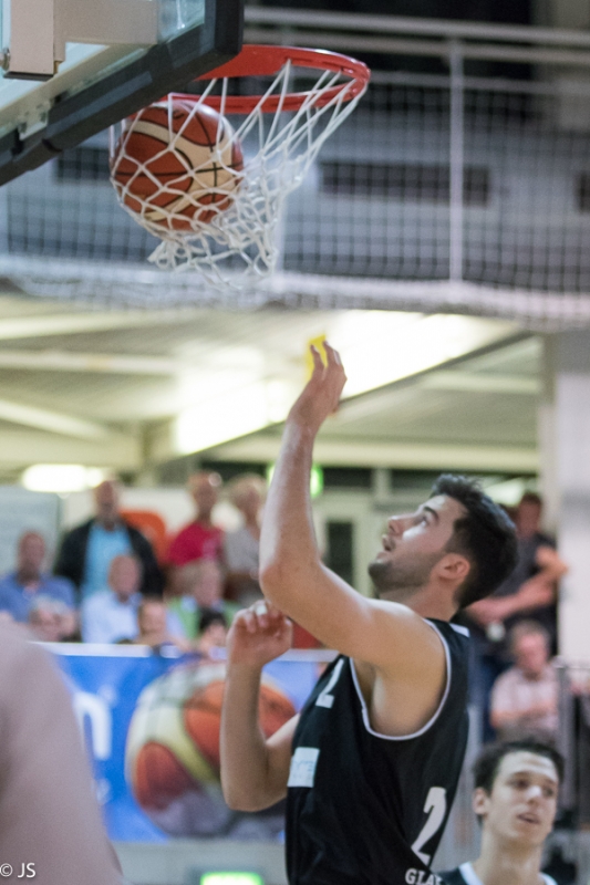 Kirchheim Knights vs Trier 72:87_96