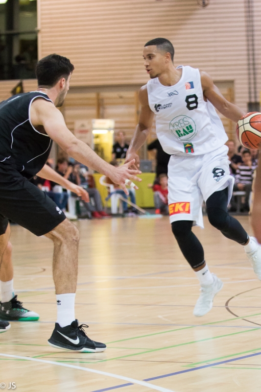 Kirchheim Knights vs Trier 72:87_123