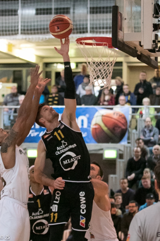 Kirchheim Knights vs. Vechta 79:80_59