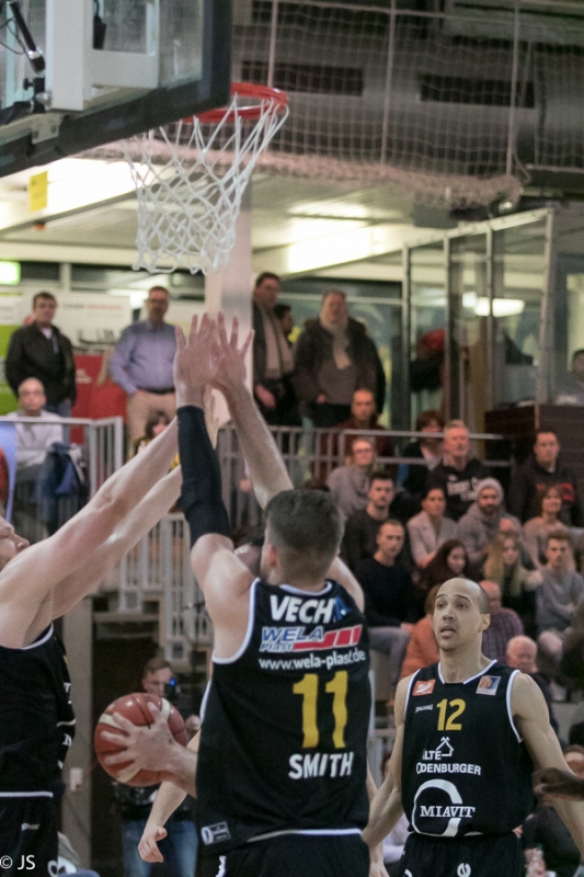 Kirchheim Knights vs. Vechta 79:80_140