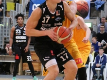 Knights vs. Essen 92:93