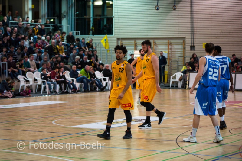 VfL Kirchheim Knights vs.Dresden Titans 88:70