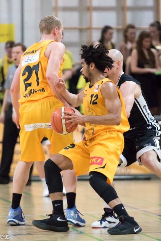 Knights vs. Hanau 88 zu 72