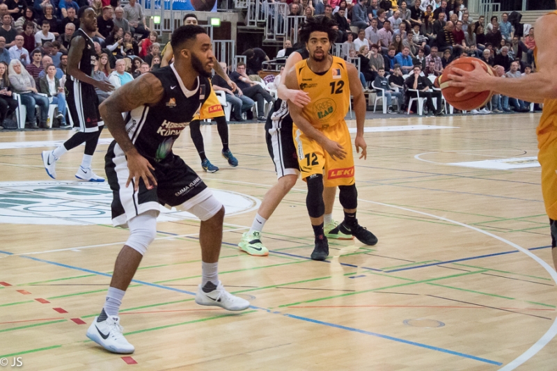 Knights vs. Hanau 88 zu 72