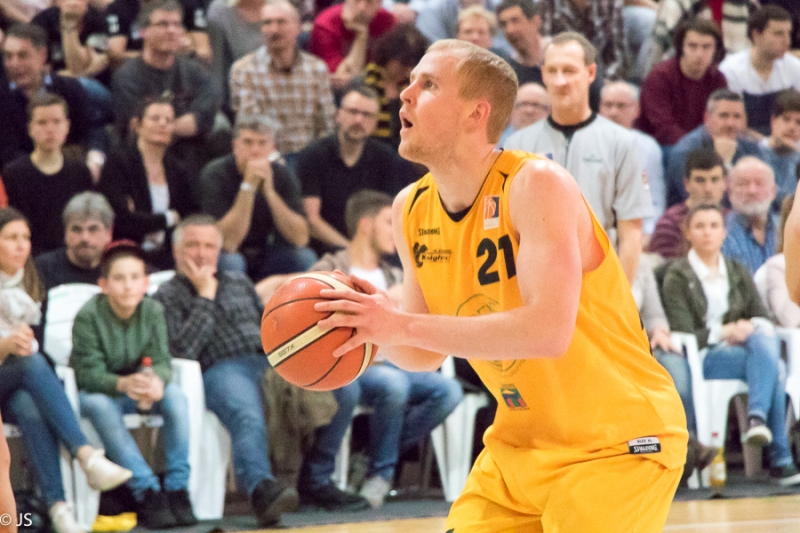 Knights vs. Hanau 88 zu 72