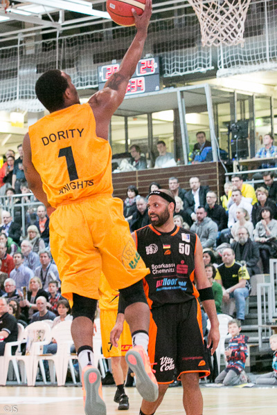 Knight v Chemnitz 87 zu 83