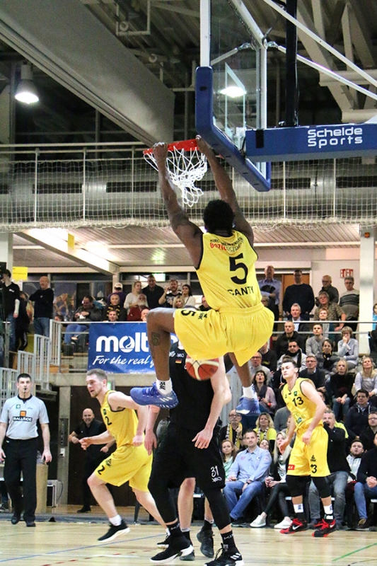 Knights vs. Nürnberg 68:62