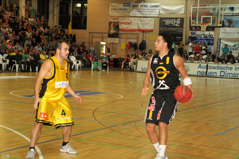 Knights v Vechta 95 zu 106_78