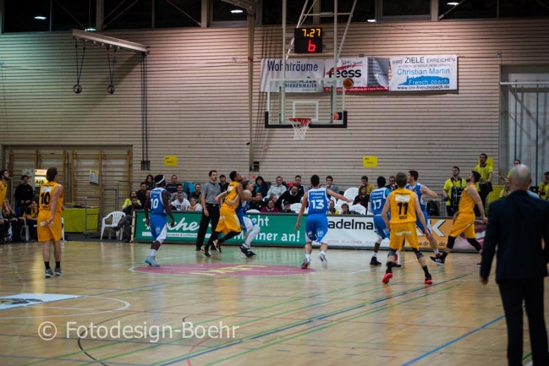 VfL Kirchheim Knights vs.Dresden Titans 88:70