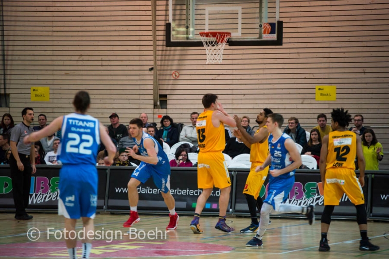 VfL Kirchheim Knights vs.Dresden Titans 88:70