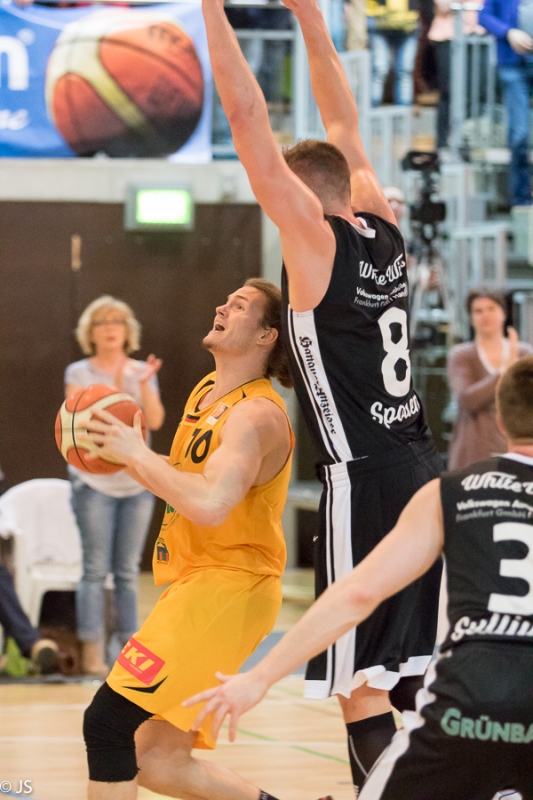 Knights vs. Hanau 88 zu 72