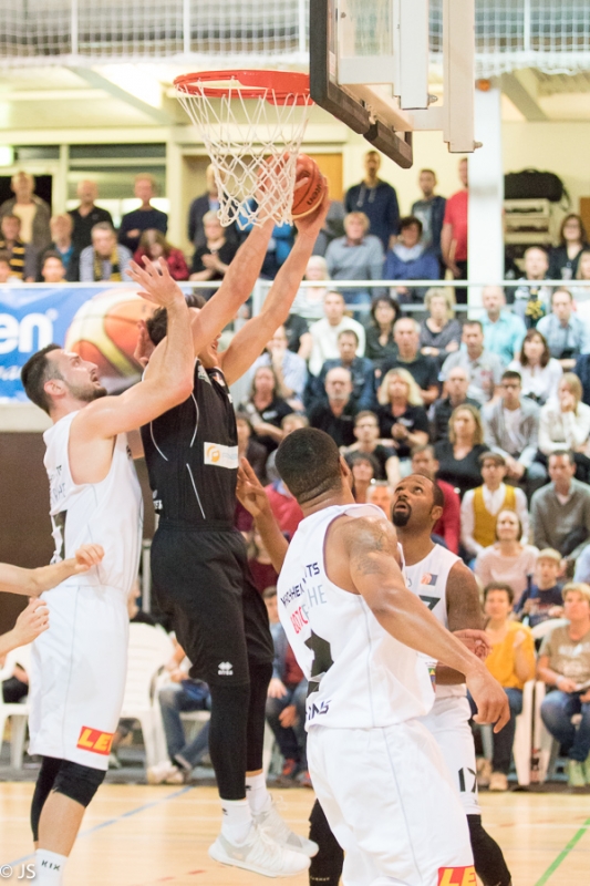 Kirchheim Knights vs Trier 72:87_38