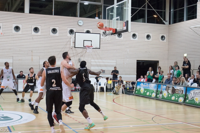 Kirchheim Knights vs Trier 72:87_135