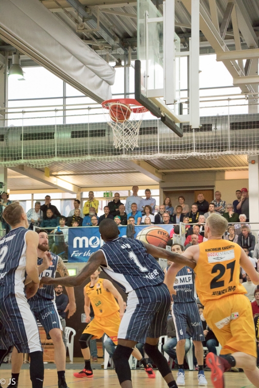 Knights v. Heidelberg 77 zu 66