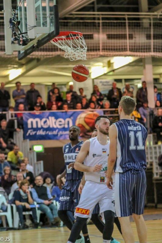 Knighst versus Heidelberg 76 zu 82