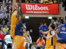 Knights v Duesseldorf_75