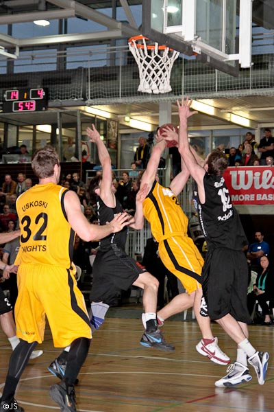 Knights v Essen 105 zu 86_20