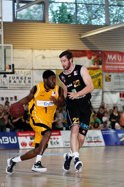 Knights v MBC 88 zu 82 _8